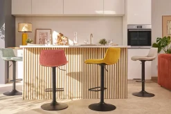 Tabourets de bar réglables pivotants 360° en tissu effet velours texturé jaune moutarde et métal (lot de 2) BOOST