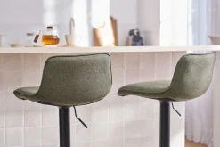 Tabourets de bar réglables pivotants 360° en tissu vert kaki et métal noir (lot de 2) BOOST