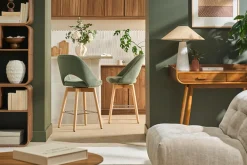 Tabourets de bar scandinaves en tissu velours côtelé vert kaki et hévéa massif 65 cm (lot de 2) COSETTE