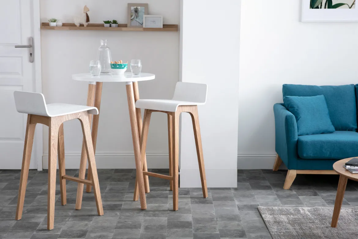Tabourets de bar scandinaves blancs et bois clair H75 cm (lot de 2) BALTIK