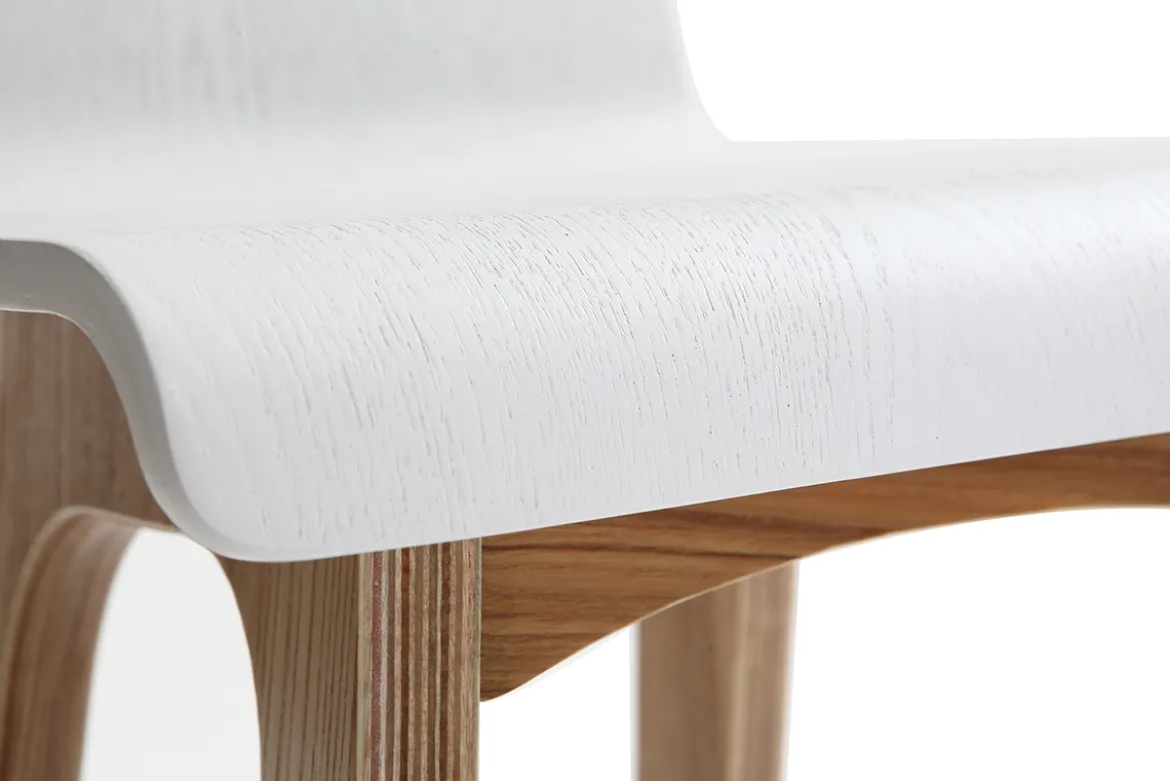 Tabourets de bar scandinaves bois clair et blanc H65 cm (lot de 2) BALTIK