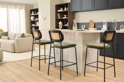 Tabourets design en tissu effet velours texturé vert kaki, métal noir et cannage rotin (lot de 2) MIRANDA