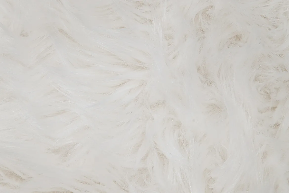 Tapis descente de lit imitation fourrure blanche 60 x 90 cm MEGEVE